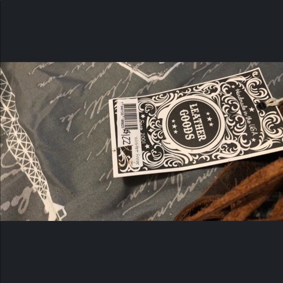 wristlet - Picture 2 of 2